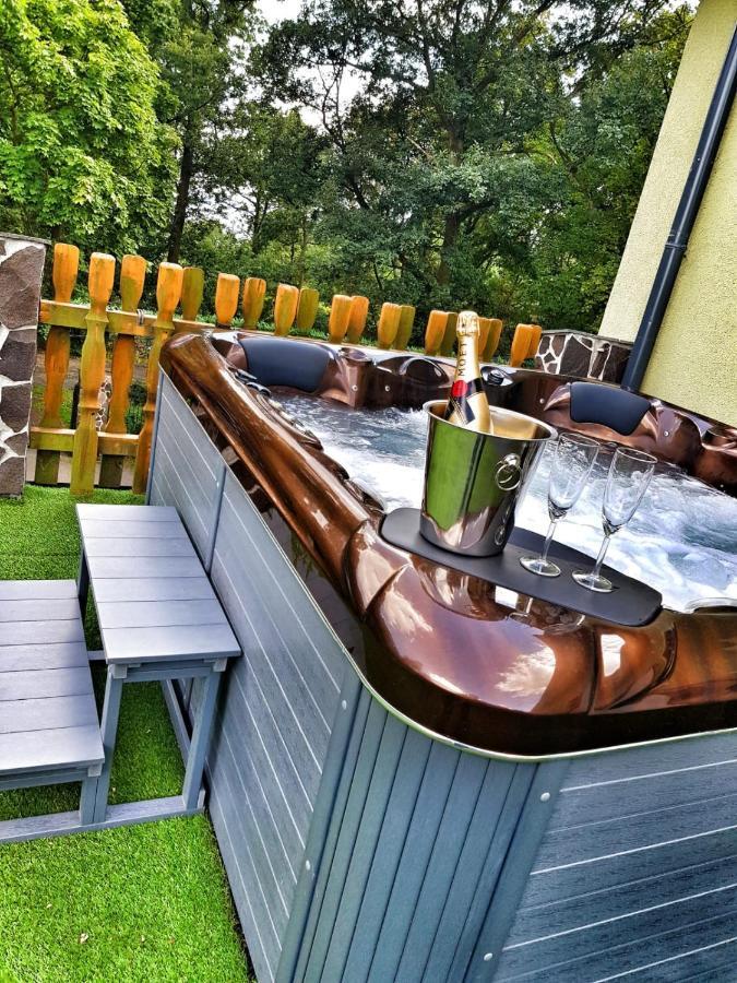 Forrest Hotel ホムトフ エクステリア 写真