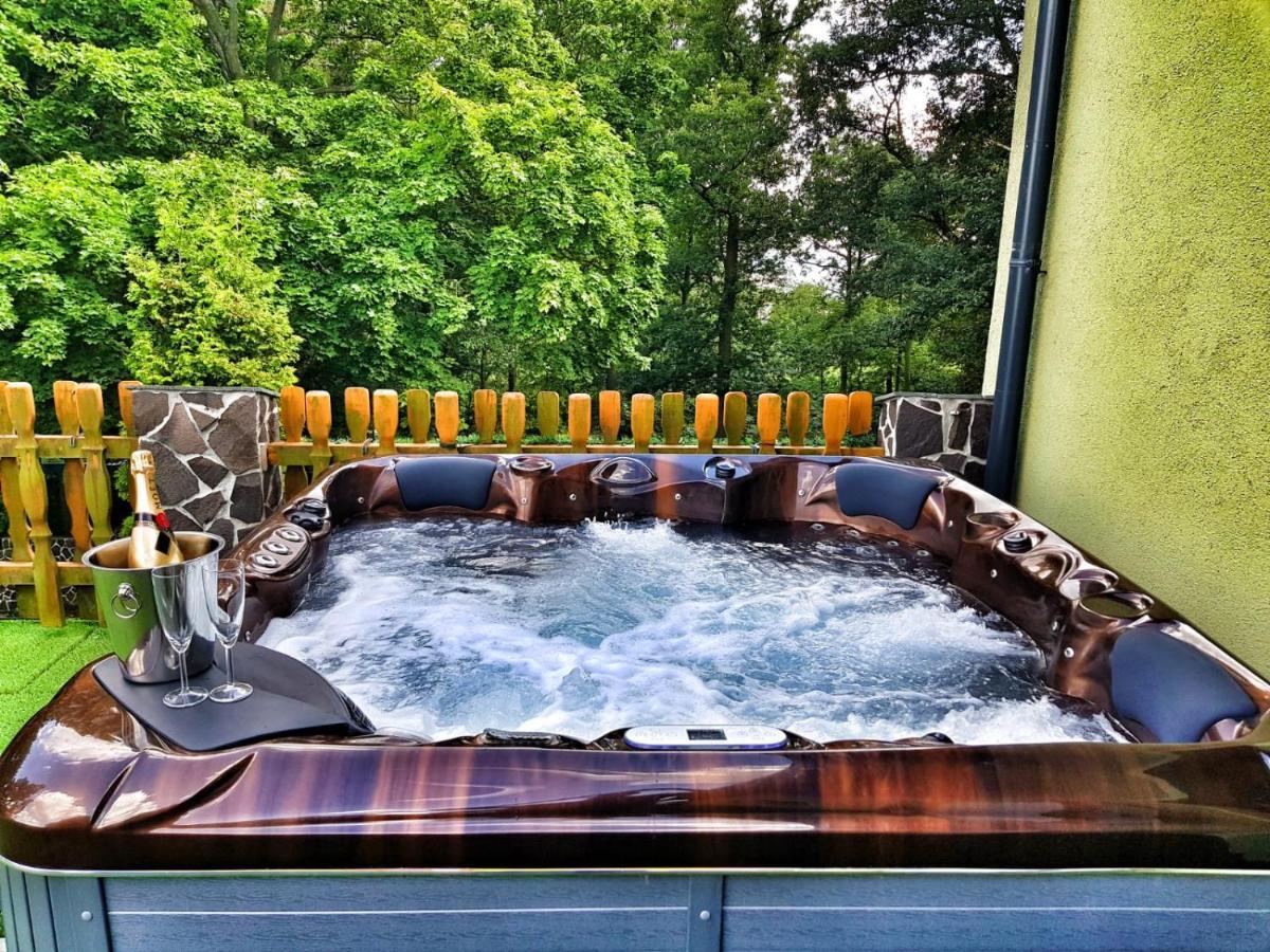 Forrest Hotel ホムトフ エクステリア 写真